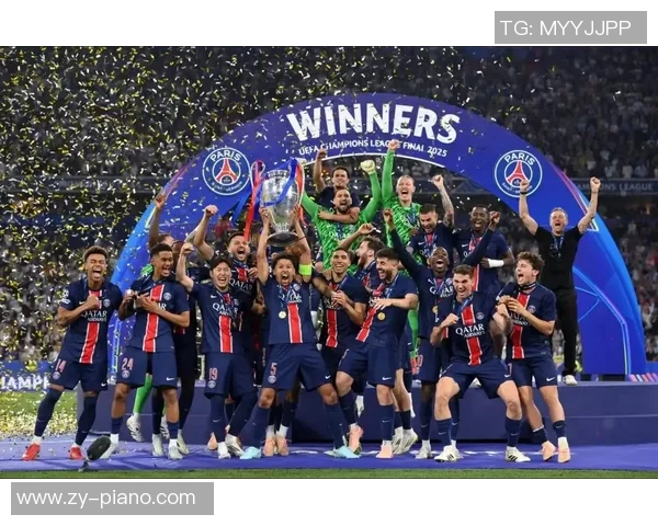 西甲激战波尔图与巴黎圣日耳曼平局红牌事件引发全场热议与转会猜想